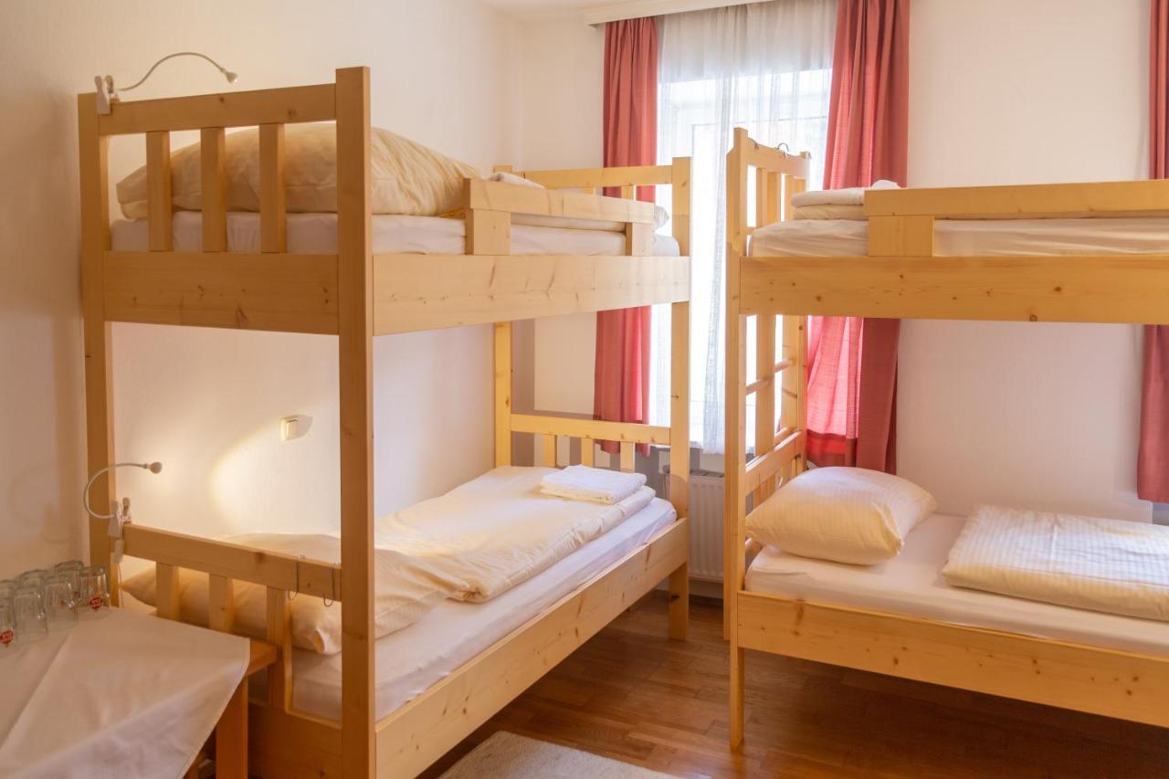 Hotel & Sandwirt 3*